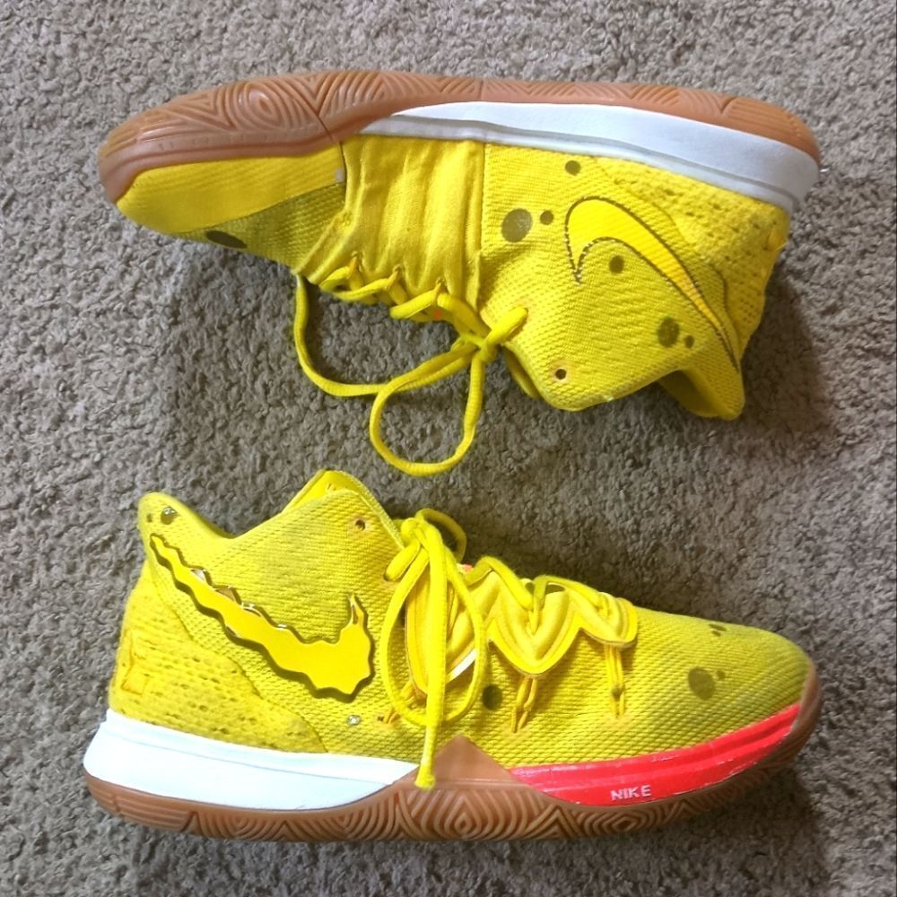 Nike Kyrie 5 x SpongeBob SquarePants 2019 CJ7227-700 Size 7Y PRE-OWNED